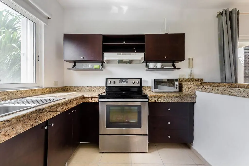 Appartamento Spacious 2 Bedroom And Big Terrace Condo In Centro Playa del Carmen